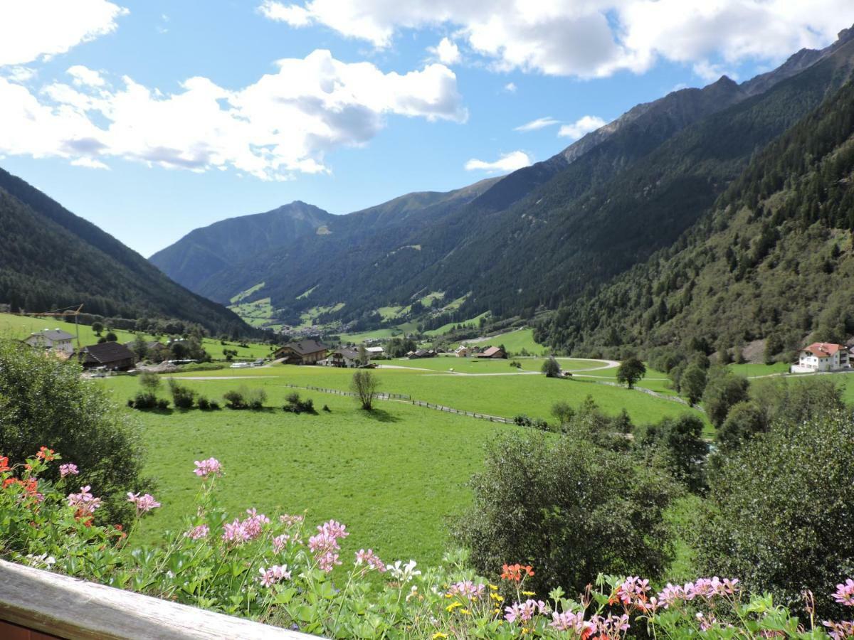 Kuehlerhof Aparthotel Anterselva di Mezzo Exterior photo